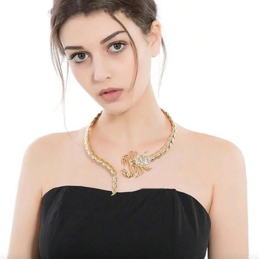 Venom Couture Crystal Scorpion Necklace - Picture 3 of 4